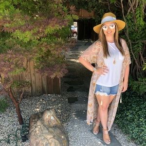 Meet your Posher, Rebecca